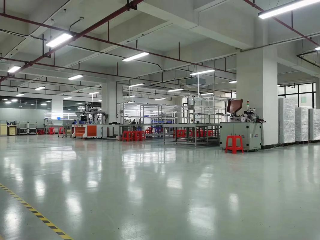 厦门港口成品油批发与车用磷酸铁锂驻车电池量产 双轮驱动下的能源新格局